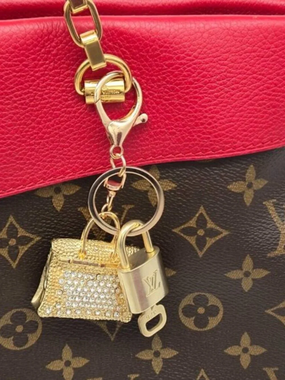 Louis Vuitton Gold Padlock 🔒 Key Set Authentic LV w/ Unbranded Bag Keychain